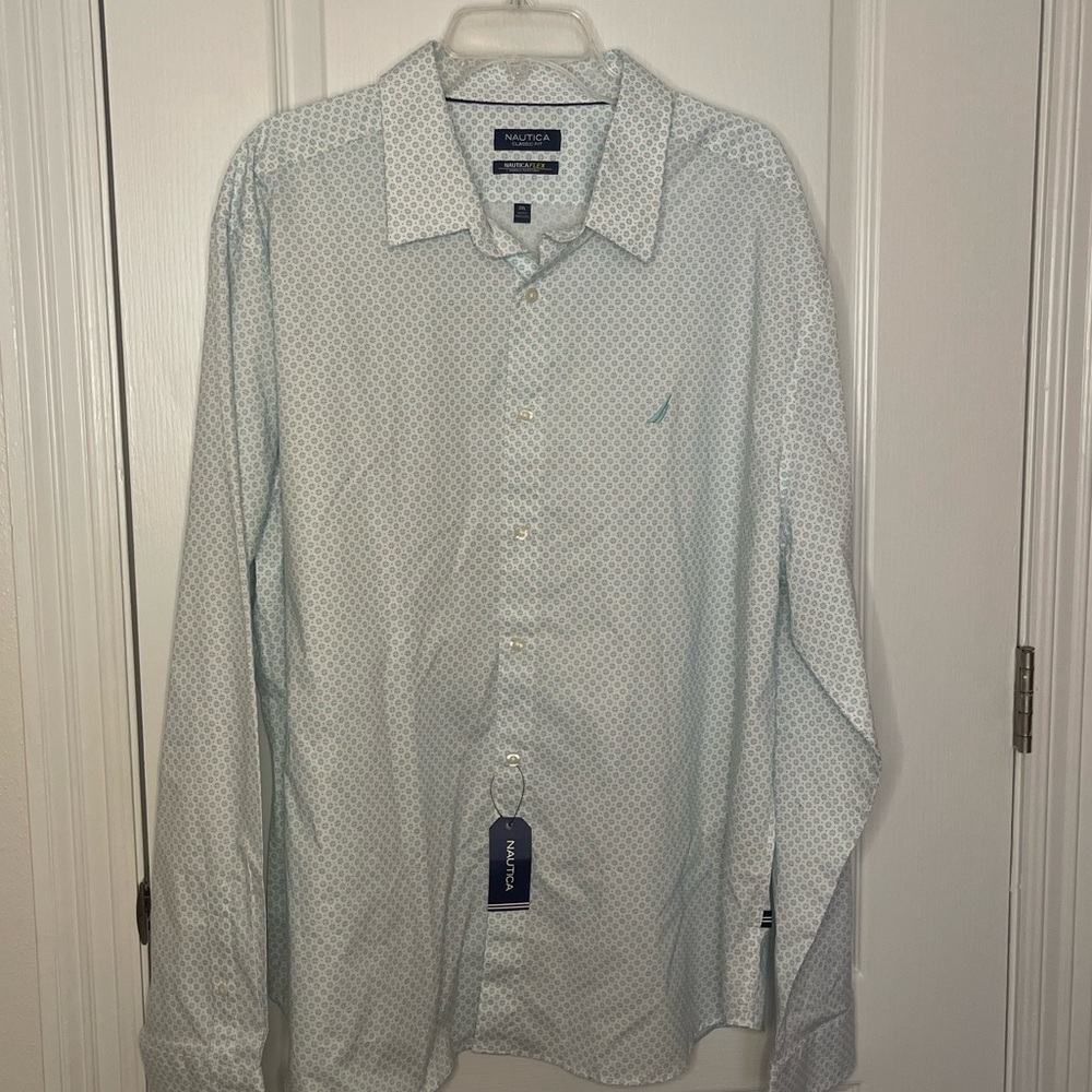 Nautica Men's Subtle Patterned Blue Shirt